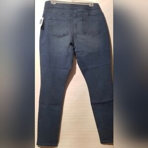 Super skinny pull-on jeggings